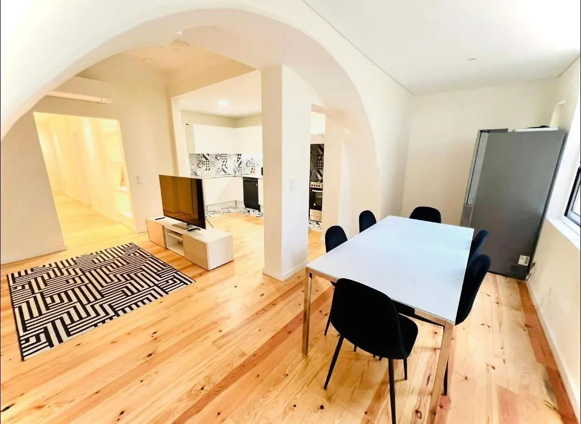 Lisbon City Center 3 Bedroom Flat Next To Avenida Liberdade